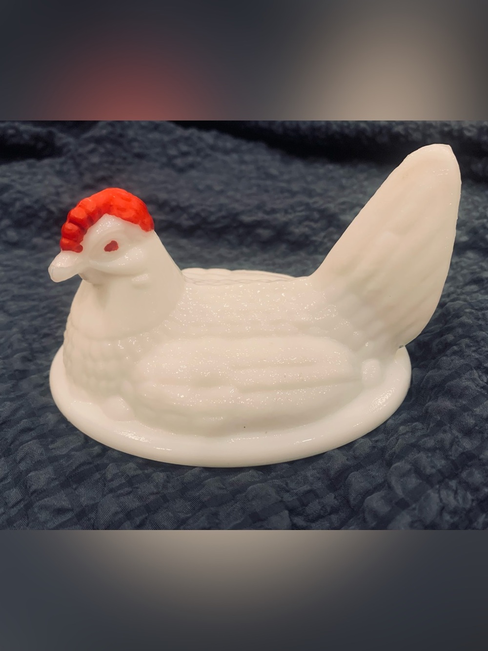 Vintage HON Hen on Nest top only